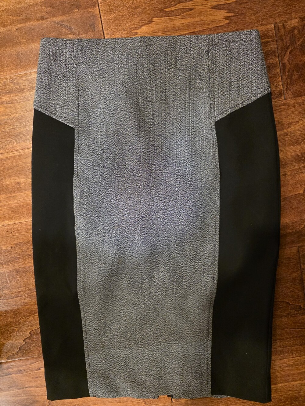 Express Womens Black Gray Colorblock Pencil Skirt Sz 4 NWOT